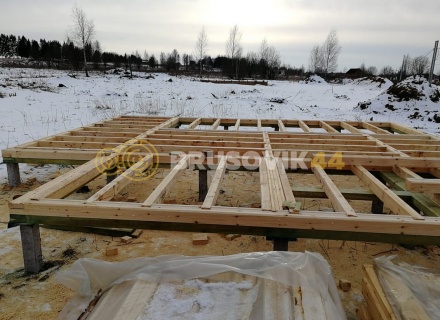 Дом 9х9 из профилированного бруса 145х195 мм, Костромская область, поселок Зарубино