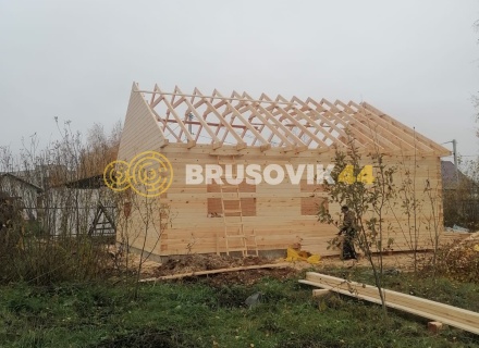 Дом 8х10м из профилированного бруса 145х195мм по индивидуальному проекту в посёлке Зелёная Роща, Угличский район, Ярославская область