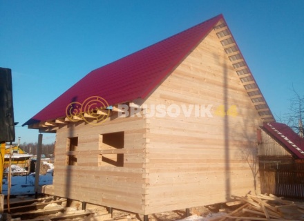 Дом 6х8м по проекту №24 из профилированного бруса 145х145 мм в СНТ Резинотехника-2, г. Ярославль.