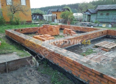 Дом 9,4х9,5 из профилированного бруса 145х195 мм