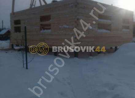 Дом 9,4х9,5 м по проекту № 1 из обрезного бруса 150х150 мм