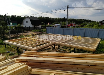 Дом 6х9 м из профилированного бруса 145х145 мм в коттеджном посёлке Барсово, д. Малые Петрищи, городской округ Щёлково, Московская область