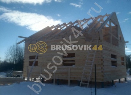 Дом 9,4х9,5 м по проекту № 1 из обрезного бруса 150х150 мм