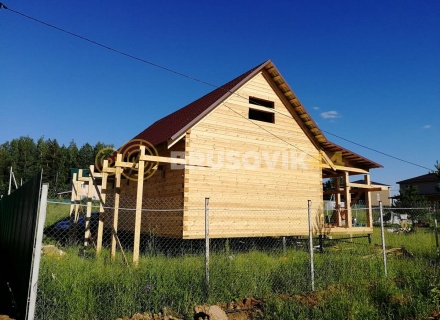 Дом 6х9 м из профилированного бруса 145х145 мм в коттеджном посёлке Барсово, д. Малые Петрищи, городской округ Щёлково, Московская область
