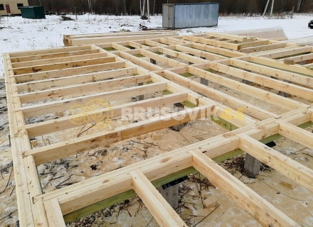 Дом 9х9 из профилированного бруса 145х195 мм, Костромская область, поселок Зарубино
