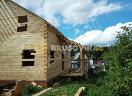 Дом 9,4х9,5 из профилированного бруса 145х195 мм