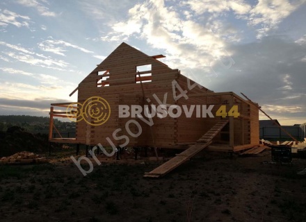 Дом из профилированного бруса 145х145 мм по индивидуальному проекту