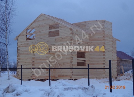 Дом из обрезного бруса 150х150 мм по проекту №67
