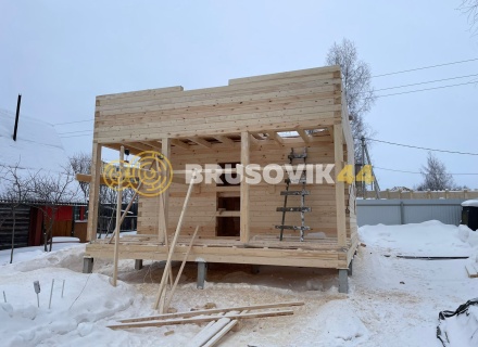 Полутораэтажный дом 6х8м с террасой из профилированного бруса 145х145мм по индивидуальному проекту в СТ Виктория, г. Кострома