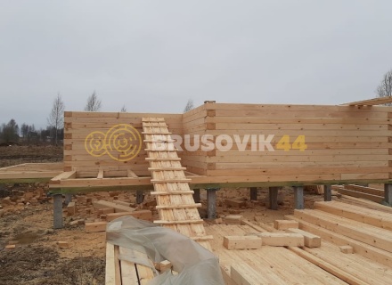 Дом 9х9 из профилированного бруса 145х195 мм, Костромская область, поселок Зарубино