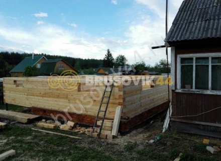 Дом 9,4х9,5 из профилированного бруса 145х195 мм